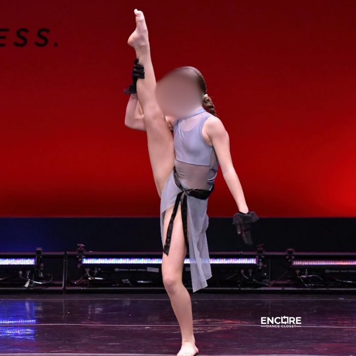 Lyrical Grace in Lead Gray 2