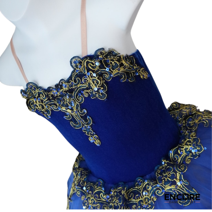 Aristocrat Nobility  dress