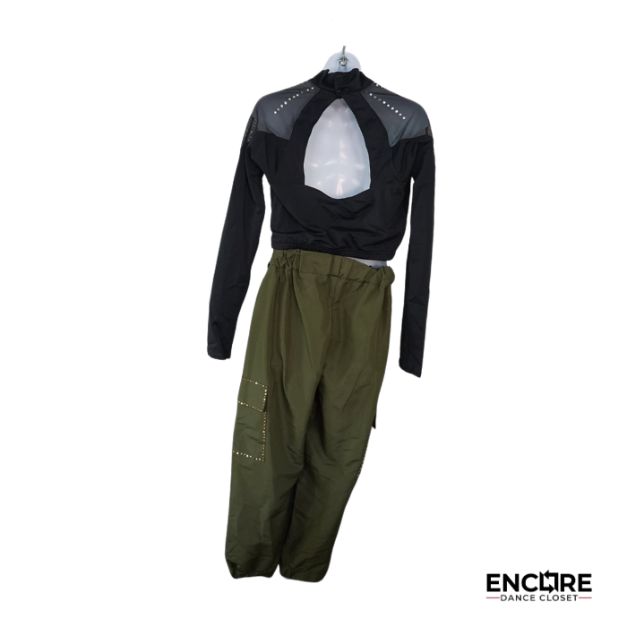 Urban Edge  two piece